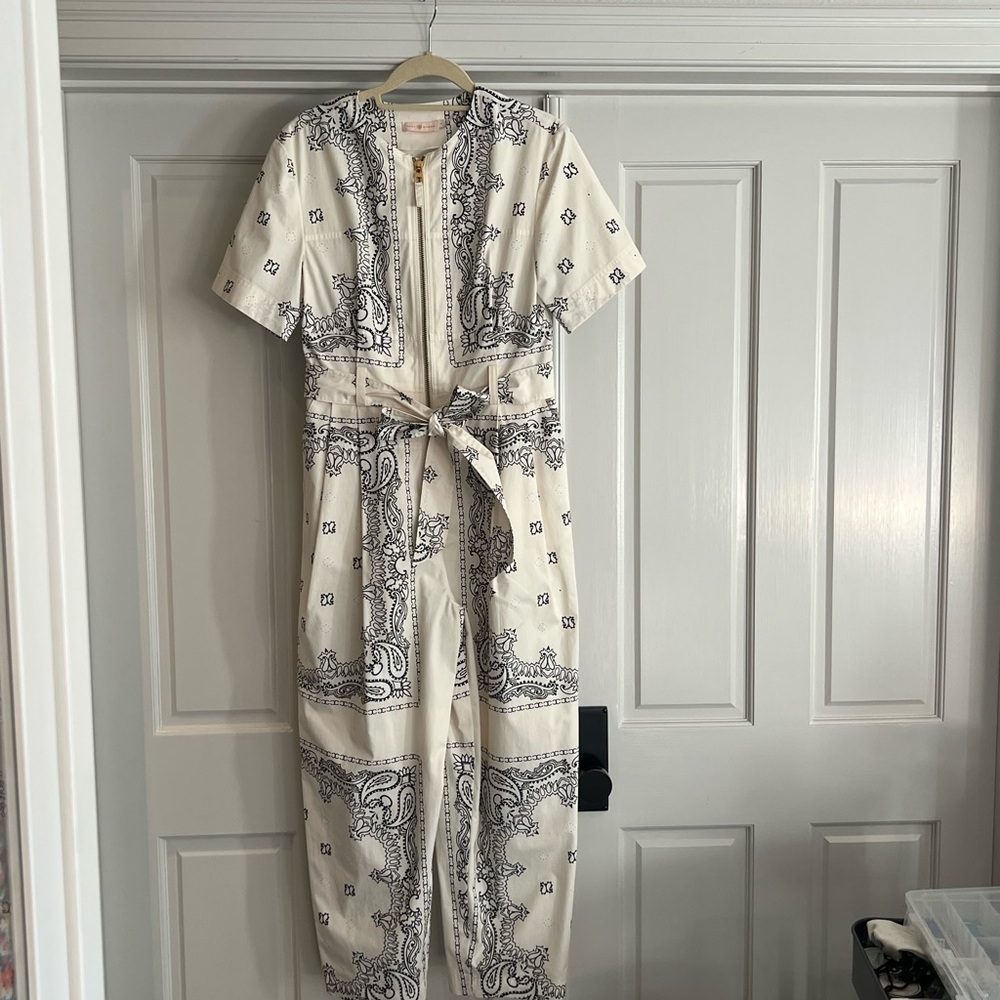 Tory Burch White and Black Detail Garment